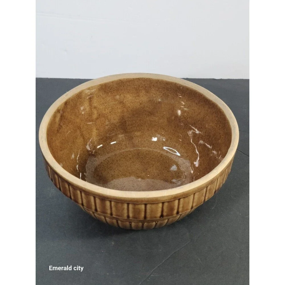 Vtg 8” Monmouth Western Ware Beehive Ribbed Bowl Tan Stoneware Crock Pottery USA